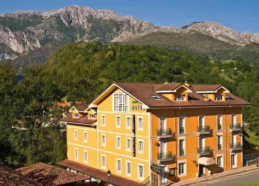 Hotel Picos De Europa Las Arenas Exterior foto