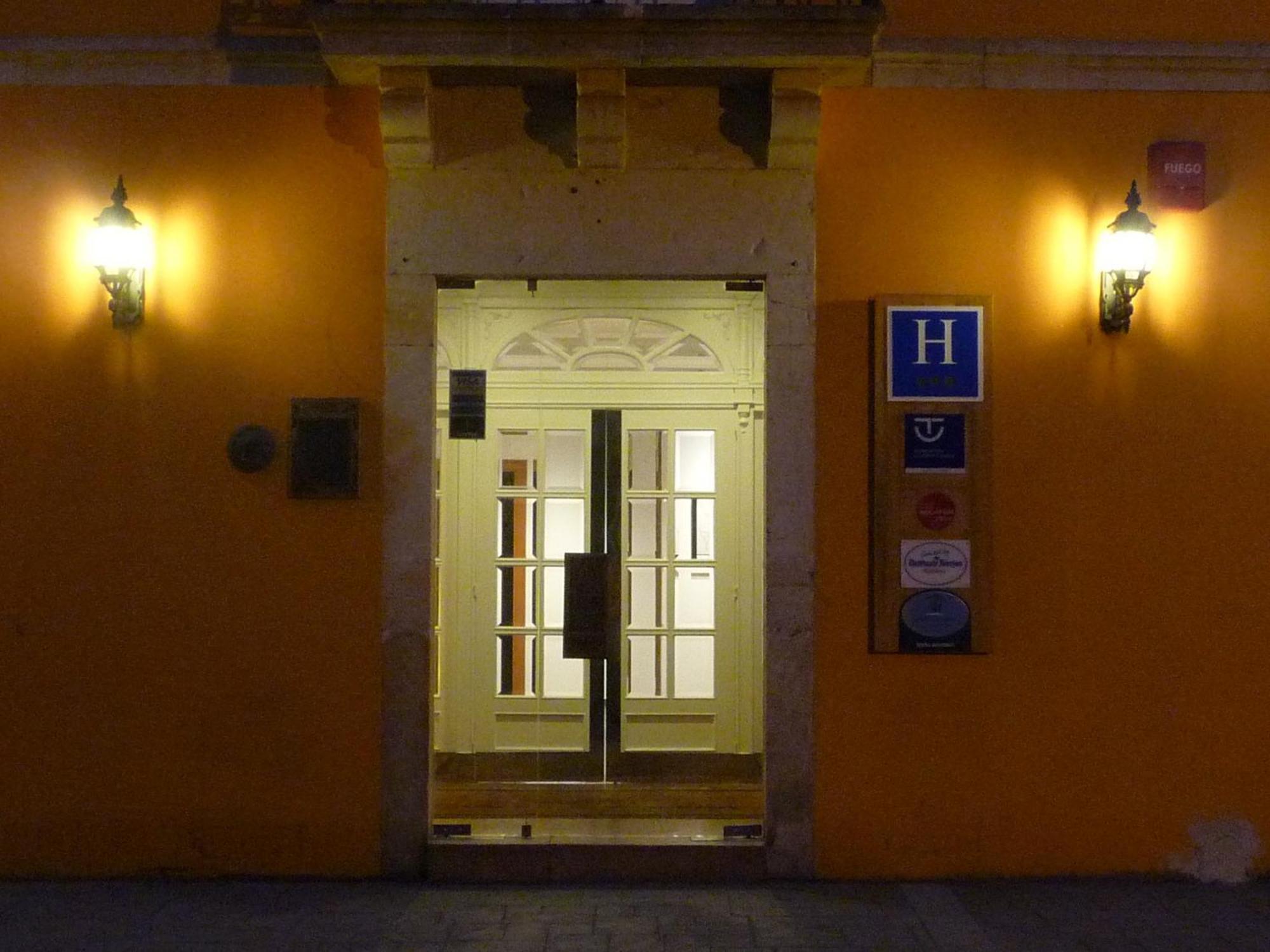 Hotel Picos De Europa Las Arenas Exterior foto